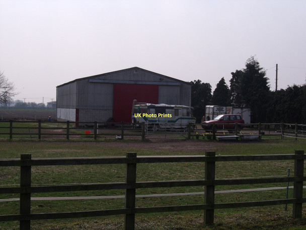 Photo 6"x4" Farm buildings, Cliffe Common Cliffe\/SE6632 c2011