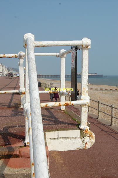 Photo 6"x4" Rusting Railings on St Leonards prom Hastings\/TQ8110 c2011