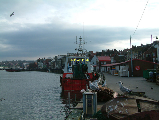 Photo 6"x4" Fish quay and Emulate II moored in Whitby Whitby\/NZ8910 c2011
