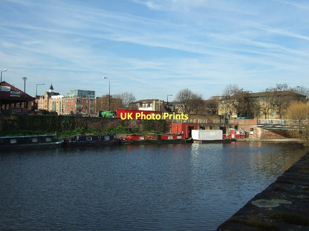 Photo 6"x4" Canal basin north of Kings Cross station London c2011