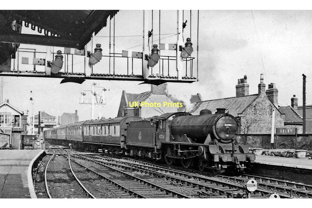 Photo 6"x4" A stopping train from Hull enters Selby station, off the swing-bridge Selby c1957