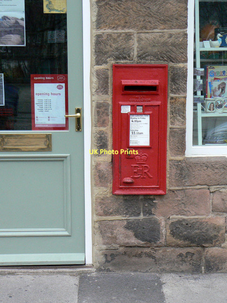 Photo 6"x4" Cromford Tso postbox ref: DE4 931 Cromford c2011