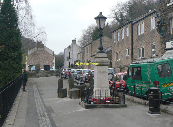 Photo 6"x4" Scarthin War Memorial Cromford c2011