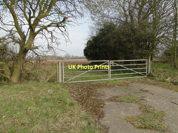 Photo 6"x4" Metal field gate alongside the A140 near Banningham Banningham c2011