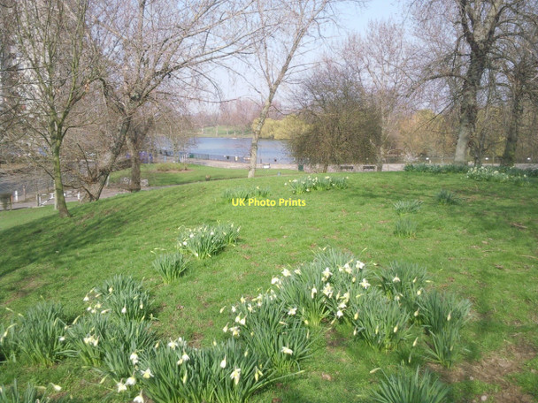 Photo 6"x4" Green Chain Walk approach to Southmere Thamesmead c2011
