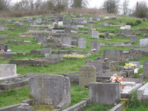 Photo 6"x4" Twentieth-century memorials, St Giles' churchyard, Old Matlock Matlock c2011