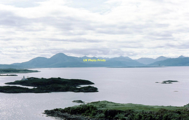 Photo 6"x4" On Plock of Kyle Kyle of Lochalsh\/Caol Loch Ailse c1977