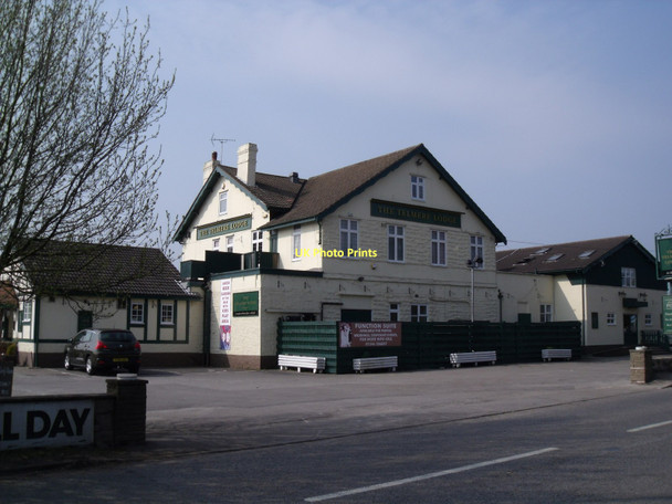 Photo 6"x4" The Telmere Lodge Winsick c2011