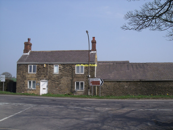 Photo 6"x4" Toll Bar Cottage Hardstoft Common c2011