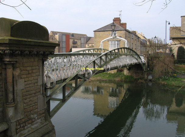 Photo 6"x4" Stamford - Albert Bridge Stamford\/TF0207 c2011