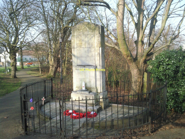 Photo 6"x4" Plumstead Common War Memorial Woolwich c2011