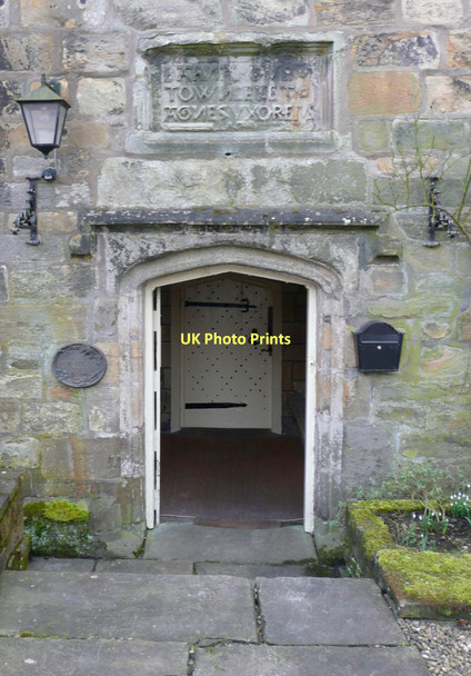 Photo 6"x4" Hurstwood Hall doorway Hurstwood c2011