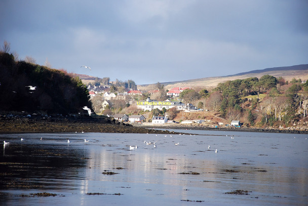 Photo 6"x4" Portree Bay Portree \/ Port Righ c2011