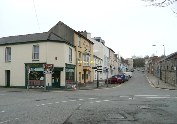 Photo 6"x4" Pembroke Street, Pembroke Dock Neyland c2011