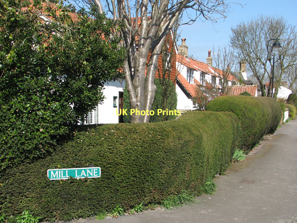 Photo 6"x4" Commercial End: plaster and pantiles Commercial End c2011