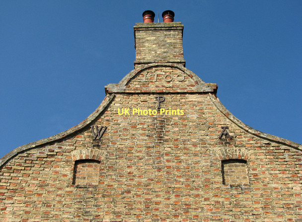 Photo 6"x4" Commercial End: gable end of The Merchant's House Commercial End c2011