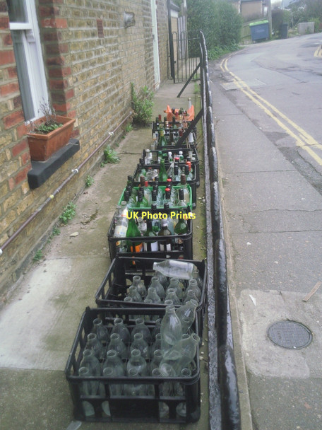 Photo 6"x4" Empties at Island Wall, Whitstable Whitstable c2011