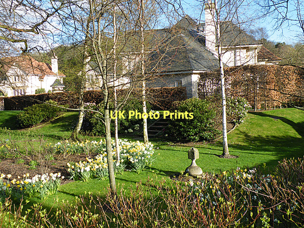 Photo 6"x4" Spring in the Garden Blackhall\/NT2174 c2011