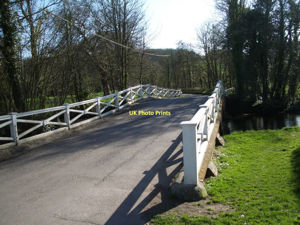 Photo 6"x4" Frampton: the pretty bridge over the River Frome Southover\/SY6294 c2011