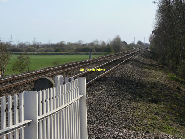 Photo 6"x4" Railway towards Gainsborough Misterton Soss c2011