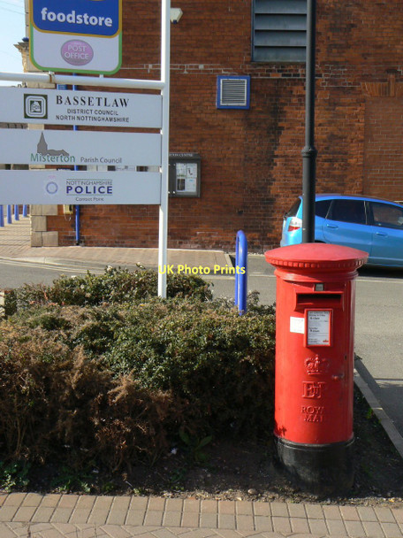 Photo 6"x4" Post Office, Misterton Co-op postbox ref: DN10 229 Misterton\/SK7694 c2011
