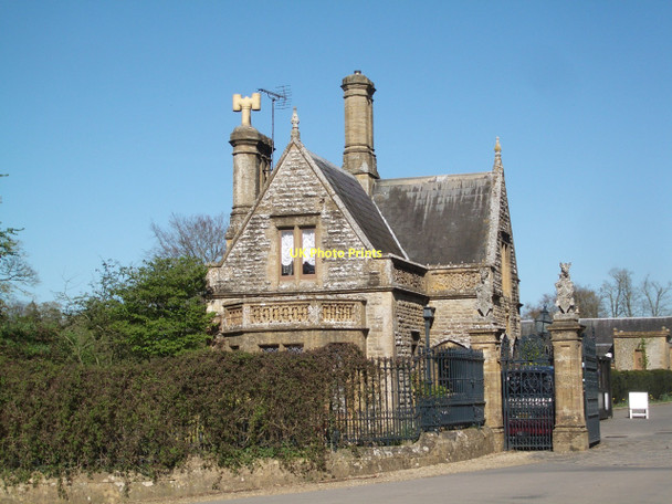 Photo 6"x4" Lodge at the entrance to Sherborne Castle Sherborne\/ST6316 c2011