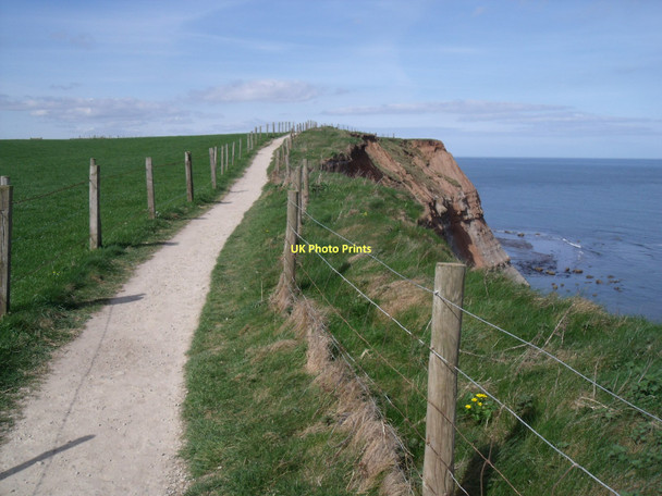 Photo 6"x4" Cleveland Way towards Whitby Whitby\/NZ8910 c2011
