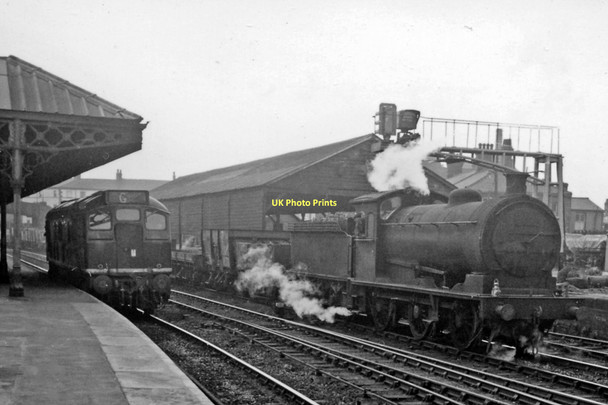 Photo 6"x4" Thornaby Station, with Down freight and a Diesel light-engine Stockton-on-Tees c1961