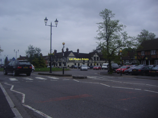 Photo 6"x4" A40 roundabout with Windsor End, Beaconsfield Beaconsfield c2011