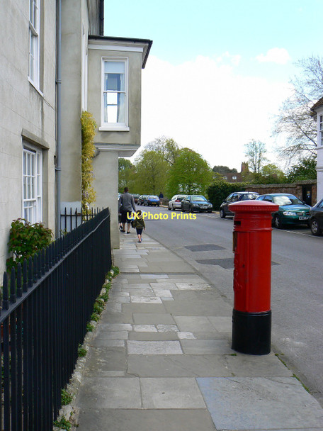 Photo 6"x4" The Close, Salisbury Salisbury c2011