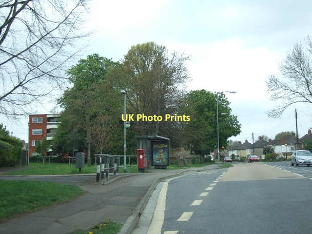 Photo 6"x4" Bus stop on Taunton Road Bridgwater c2011