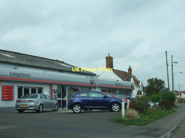 Photo 6"x4" Alfa Romeo showroom on Main Road Cannington c2011