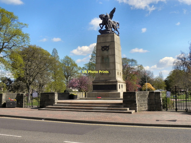 Photo 6"x4" Staffordshire County War Memorial Stafford c2011 P1