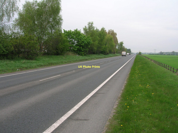 Photo 6"x4" A19 towards York Selby c2011