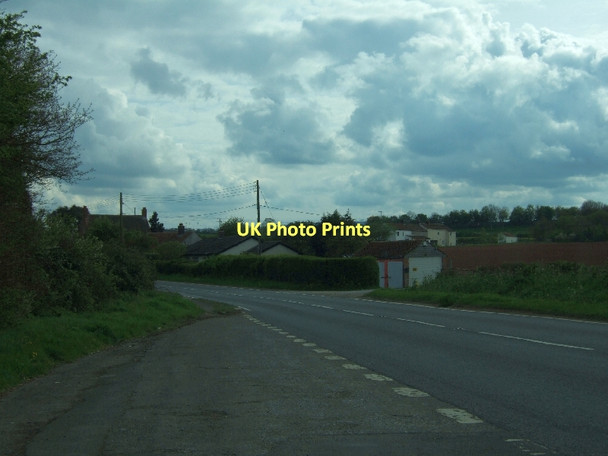 Photo 6"x4" Road passing Rodway Farm outside Cannington Rodway\/ST2540 c2011