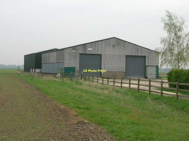 Photo 6"x4" Farm buildings, Longland Farm Gunby\/SE7035 c2011