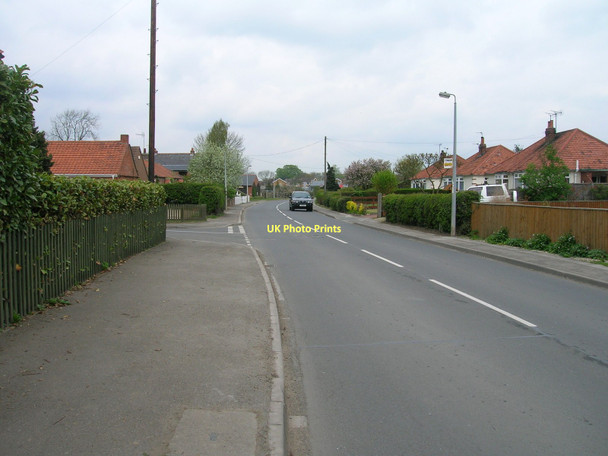 Photo 6"x4" Main Street, Sutton upon Derwent Sutton upon Derwent c2011