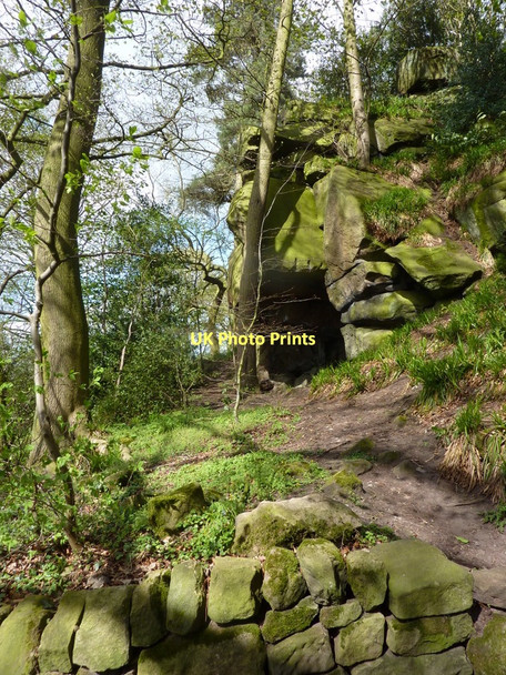 Photo 6"x4" Rock outcrop and cave, Birchover Birchover c2011