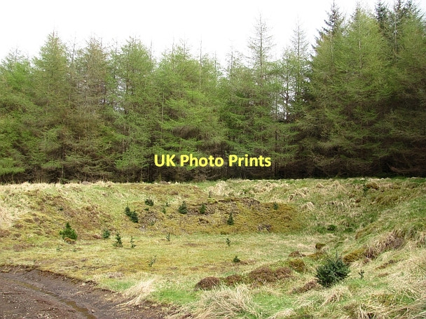 Photo 6"x4" Borrow pit, L\u00c3\u00b2n Biolaireich Allt Ruadh\/NM5144 c2011