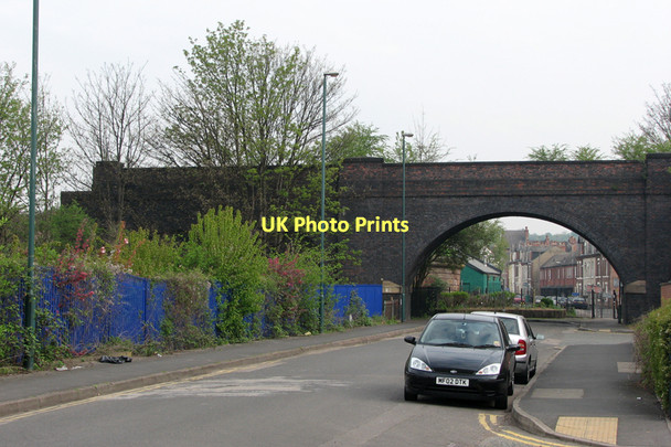 Photo 6"x4" Nottingham Suburban Railway bridge over Trent Lane Carlton\/SK6041 c2011