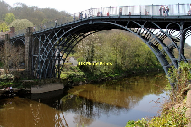 Photo 6"x4" Iron Bridge over Severn Gorge, Shropshire Ironbridge c2011