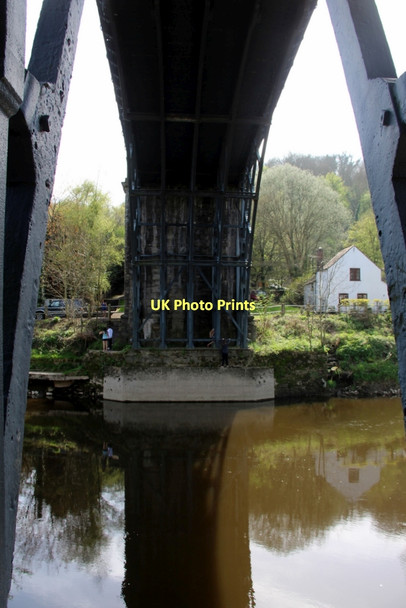 Photo 6"x4" Iron Bridge over Severn Gorge, Shropshire Ironbridge c2011