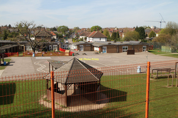 Photo 6"x4" Tudor Primary School Finchley c2011