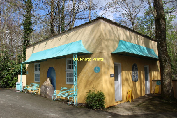 Photo 6"x4" Building near entrance to Portmeirion Porthmadog c2011