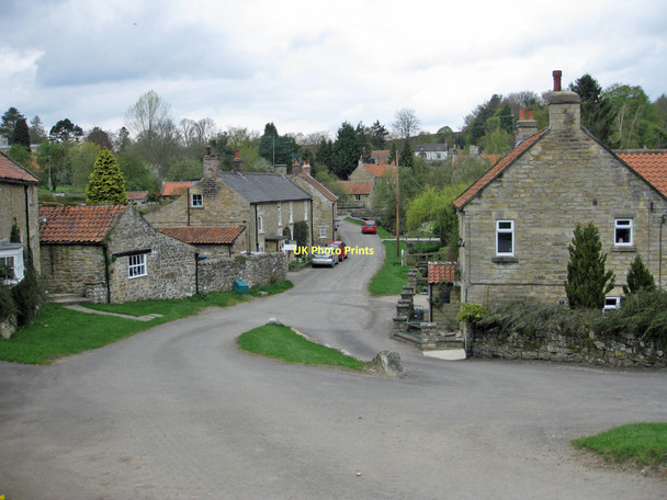 Photo 6"x4" Low Street, Lastingham Lastingham c2011