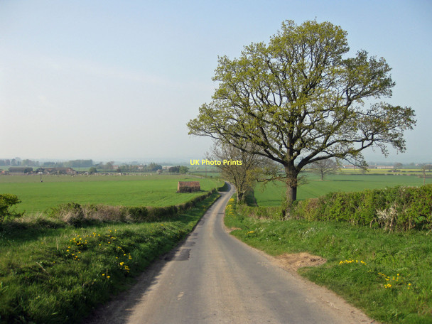 Photo 6"x4" Heading North from Great Barugh Great Barugh c2011