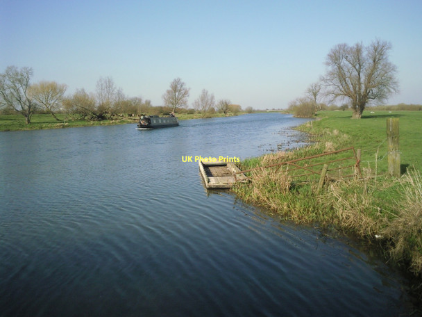 Photo 6"x4" River Great Ouse Church End\/TL3770 c2011