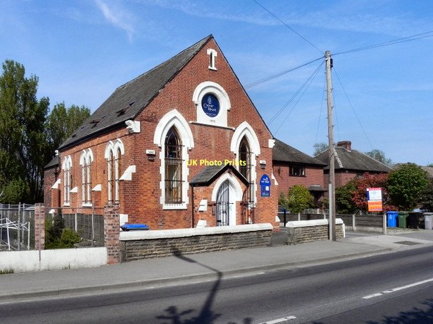 Photo 6"x4" The Old Chapel, Carrington Irlam c2011