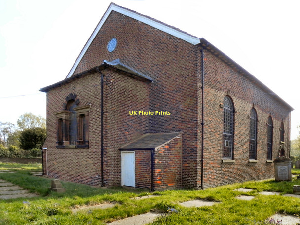 Photo 6"x4" St George's Church, Carrington Irlam c2011
