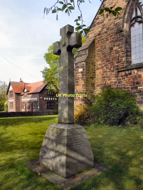 Photo 6"x4" Warburton War Memorial Lymm c2011